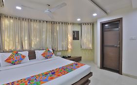 New Hotel Ideal